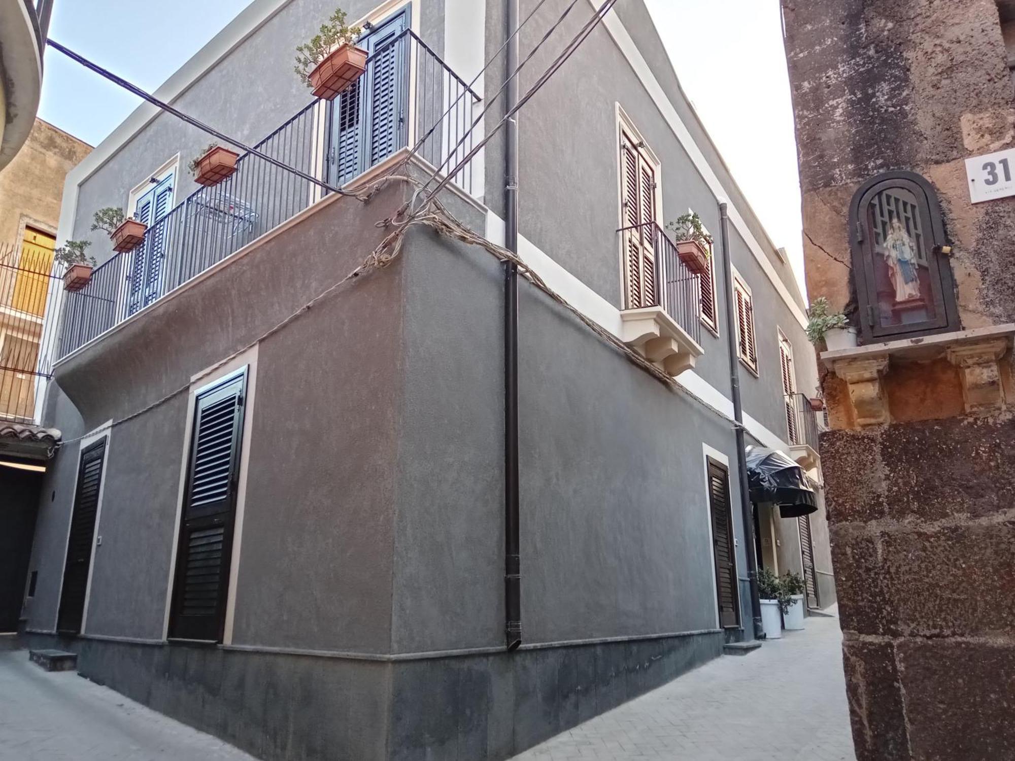 Narciso Boutique Apartment Acireale Ngoại thất bức ảnh